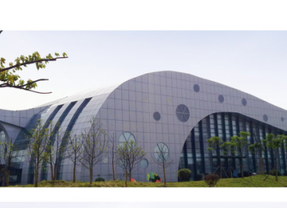 双滦区会议中心外景网架工程